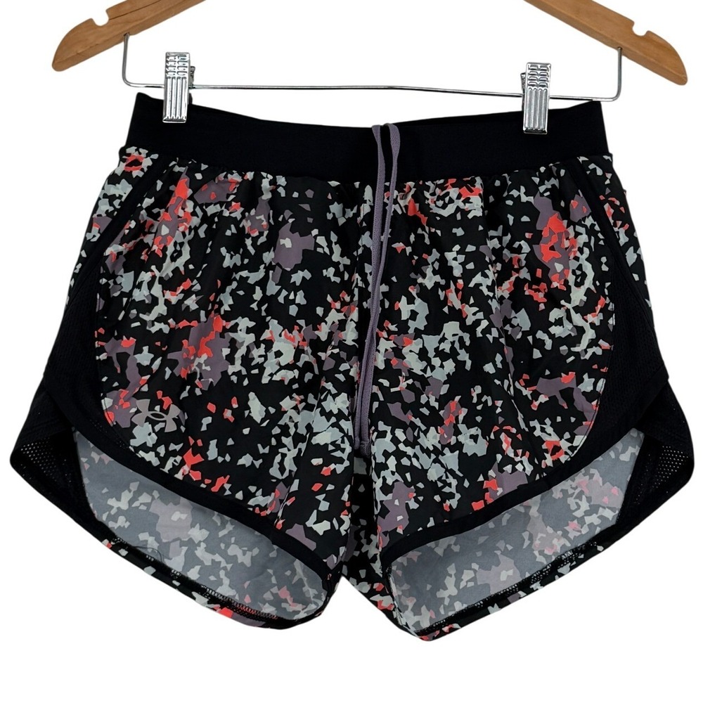 Under Armour Fly By 2.0 Printed Running Shorts Black Coral Camo XS 1297156-009